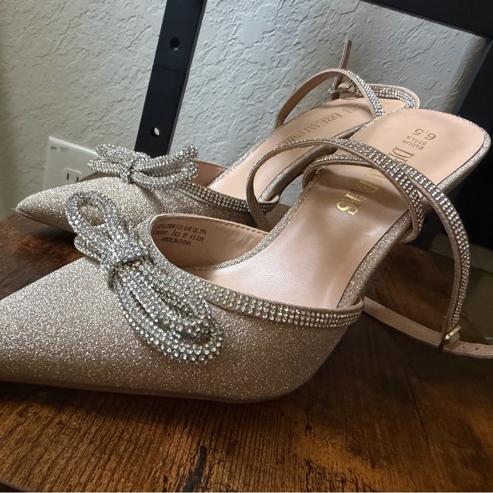 Dream Pair Heels